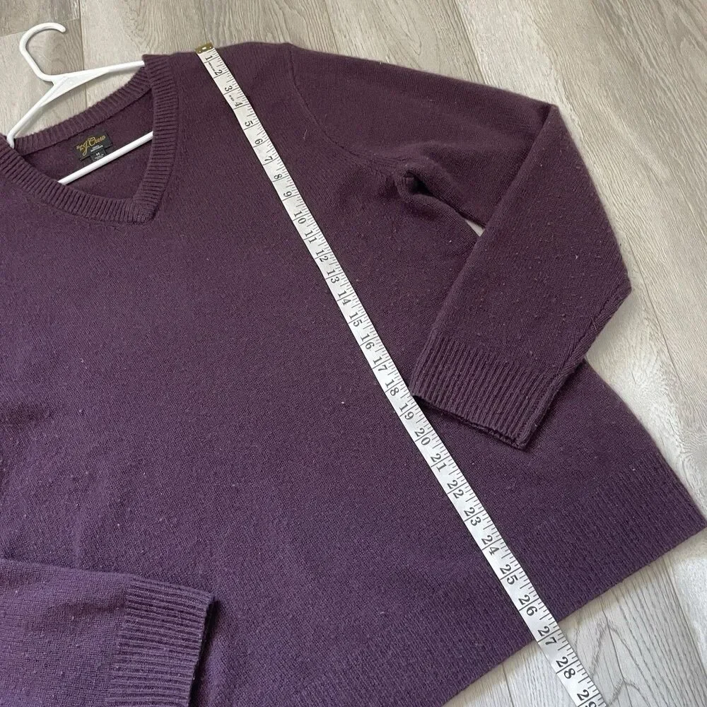 J.Crew Cashmere Sweater v neck long sleeve pullover mens Purple (medium) classic